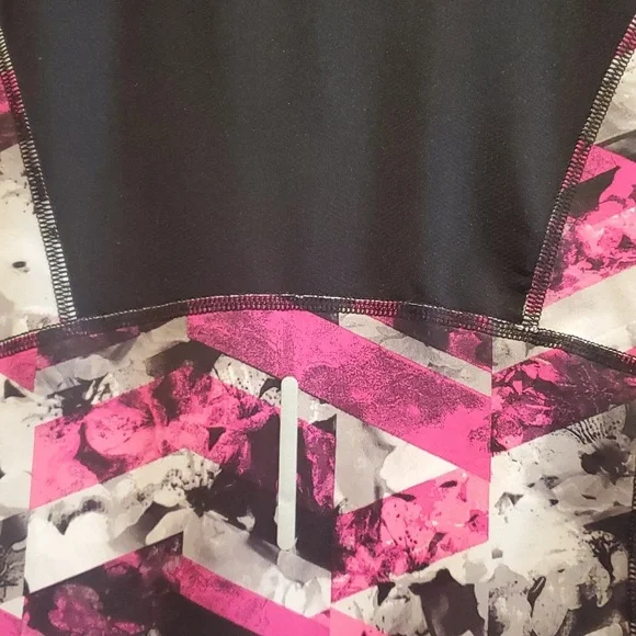 Tek Gear Dry Tek Workout Jacket. Size Medium Long Sleeved with Thumb Holes. - Picture 8 of 11